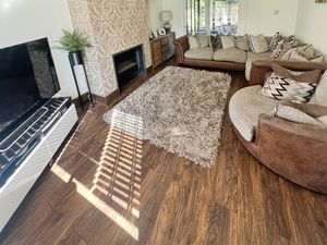 Lounge- click for photo gallery